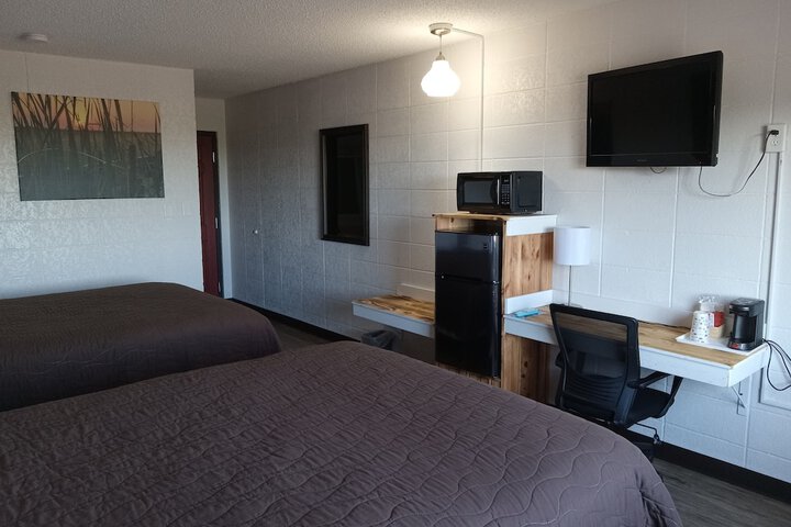 Room 5 of 12