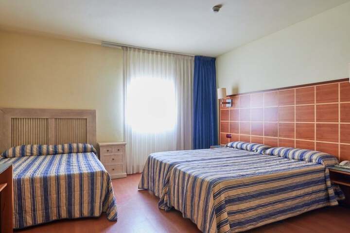 Room 37 of 186