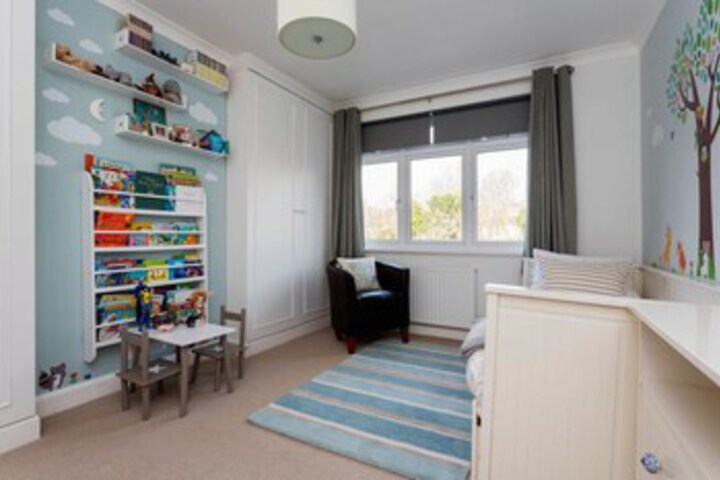 Room 6 of 26