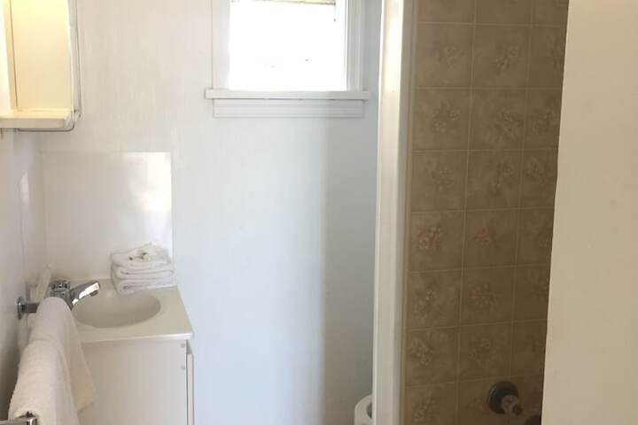 Room 15 of 16