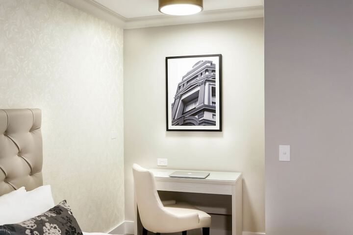 Room 6 of 50
