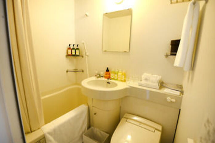 Clean Restrooms