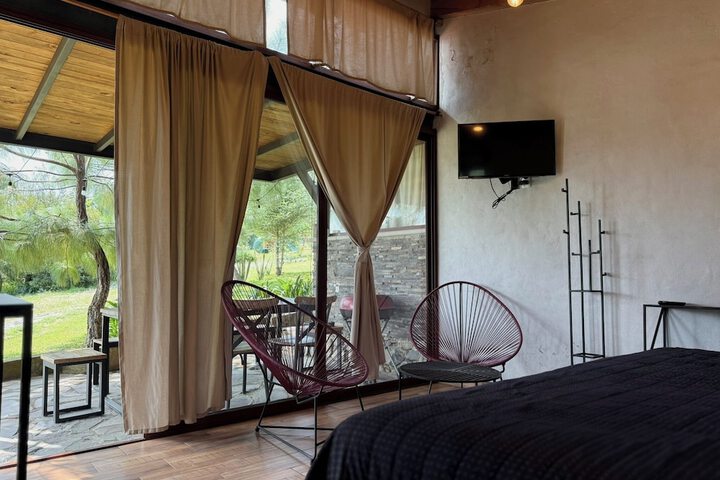Room 64 of 220