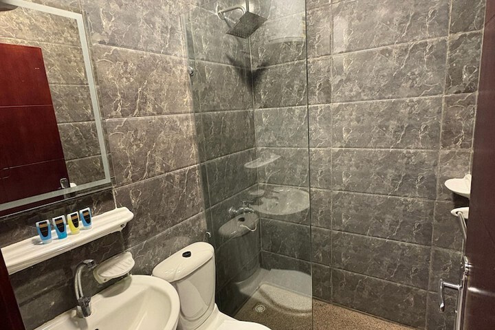 Room 12 of 23