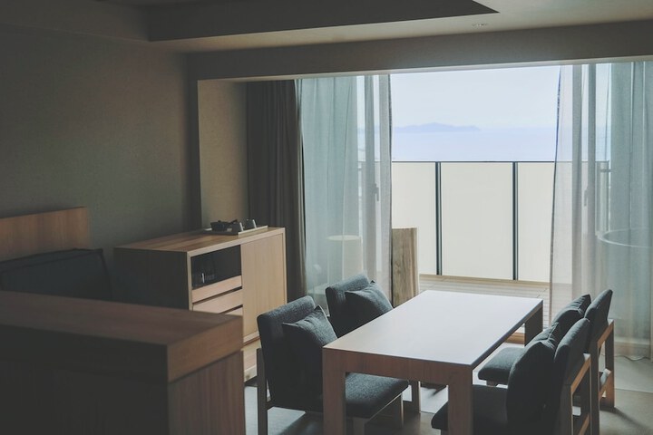 Room 29 of 282
