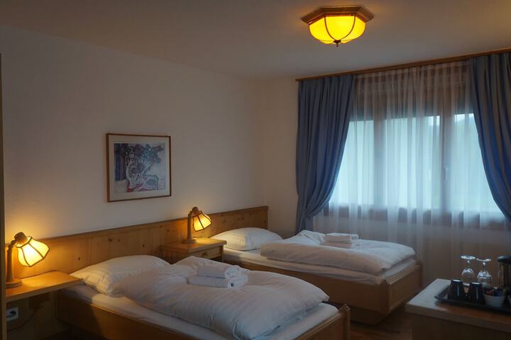 Room 8 of 23