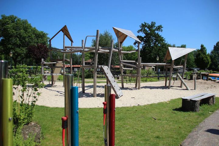 Childrens Activities 15 of 38