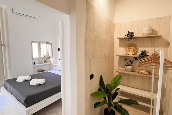 Room 12 of 86