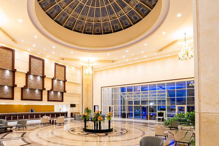 Guest Lobby