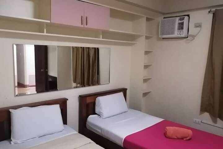 Room 14 of 79