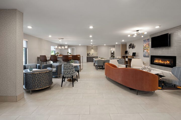 Hotel Interior 4 of 31