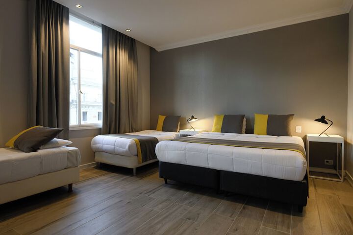 Room 35 of 71