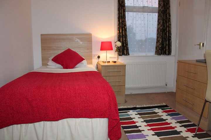 Room 6 of 69