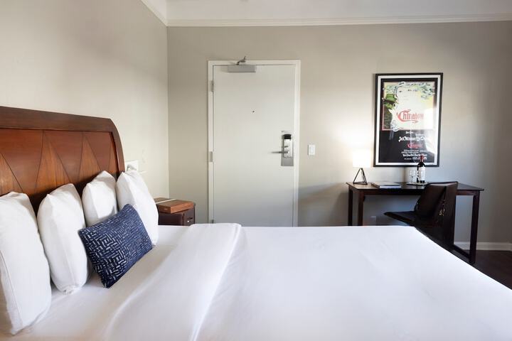 Room 41 of 65