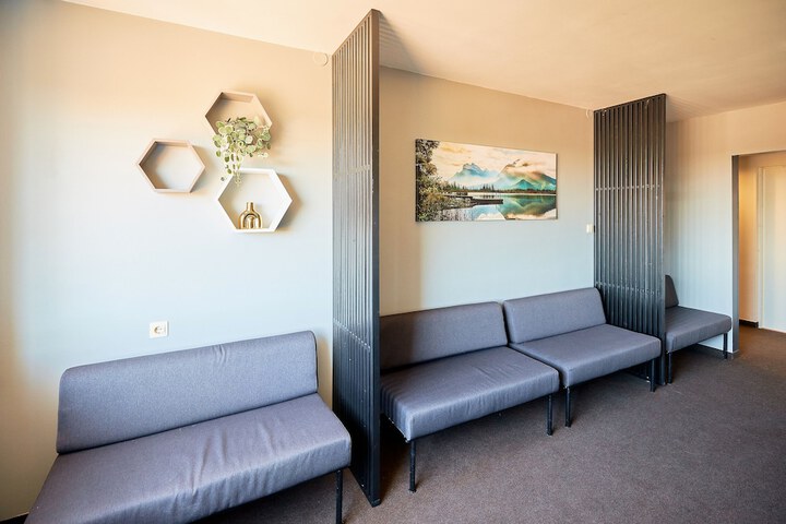 Hotel 85 of 87