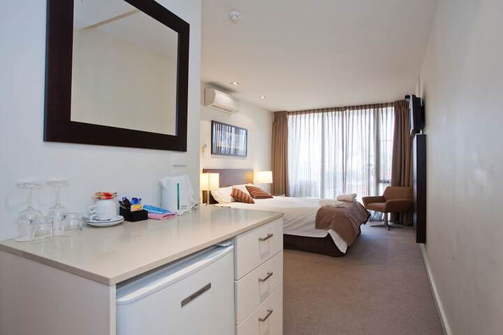 Room 25 of 70