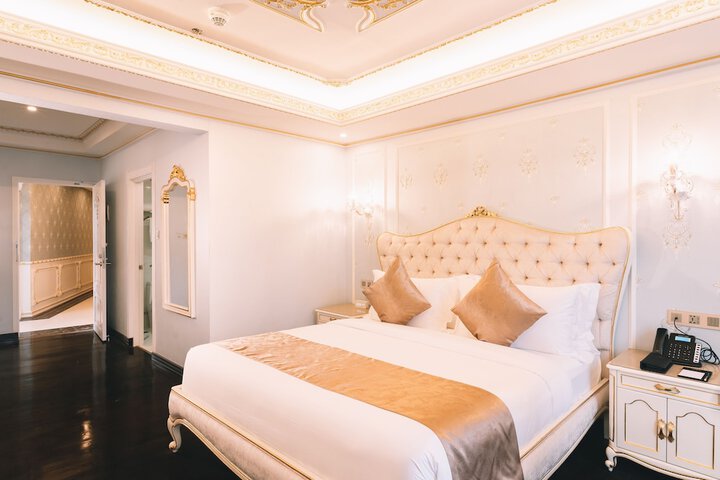 Room 15 of 71