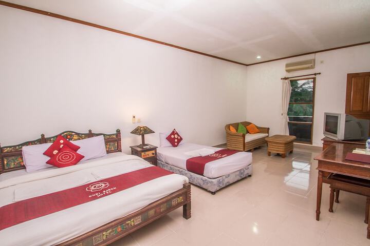 Room 18 of 162