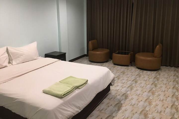 Room 20 of 68