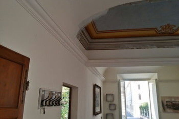 Room 14 of 19