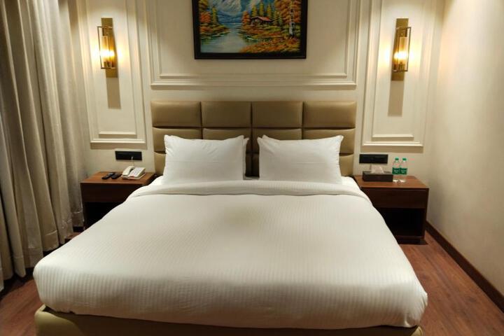 The Royal Velvet Hotel & Resort