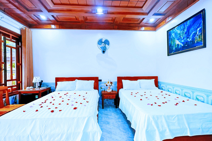 Room 14 of 20