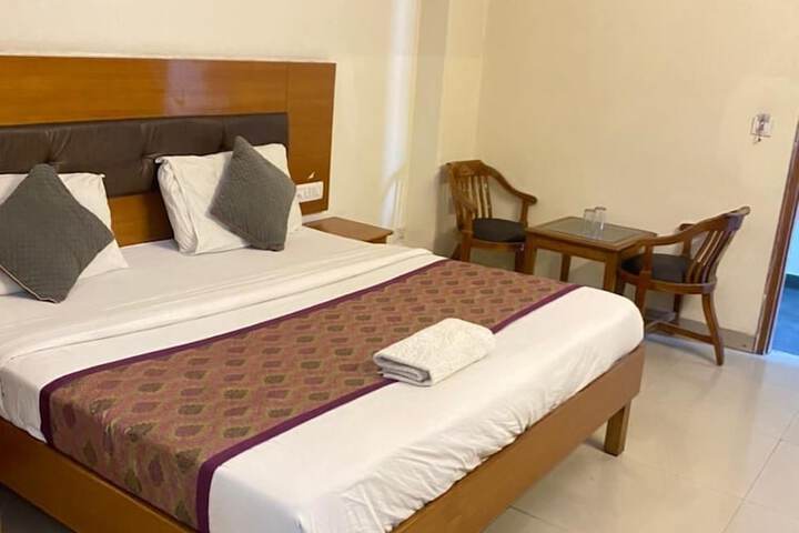 Room 3 of 23