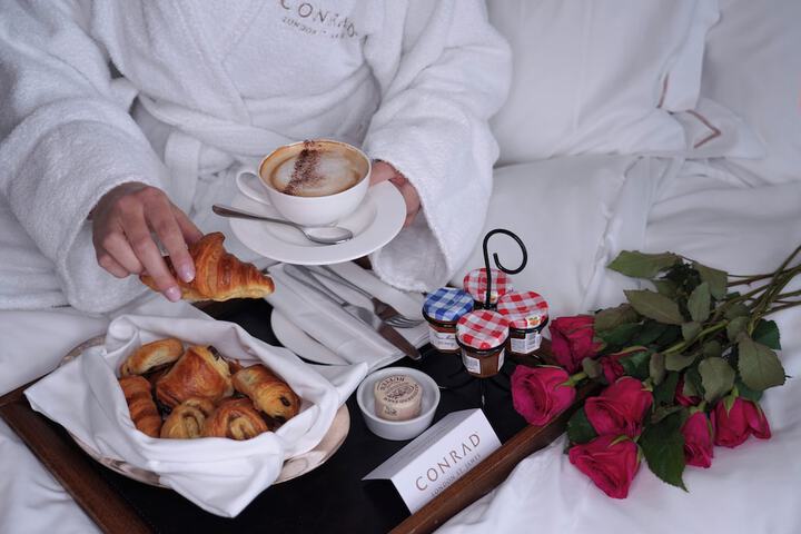 Breakfast/Coffee Service 101 of 112