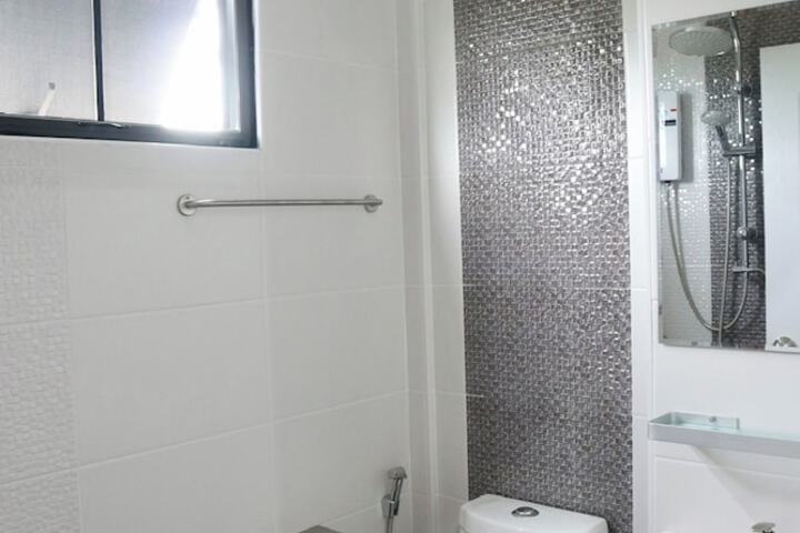 Room 40 of 51