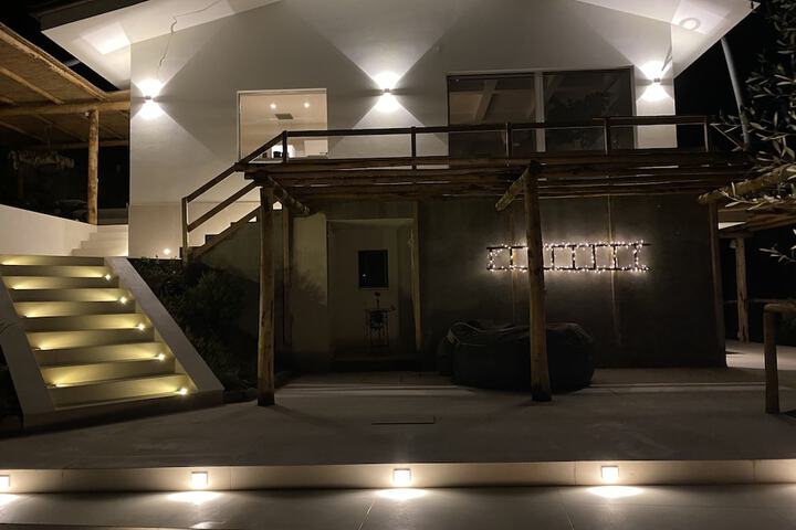 Hotel 79 of 93
