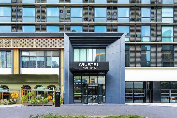 Hotel 79 of 79