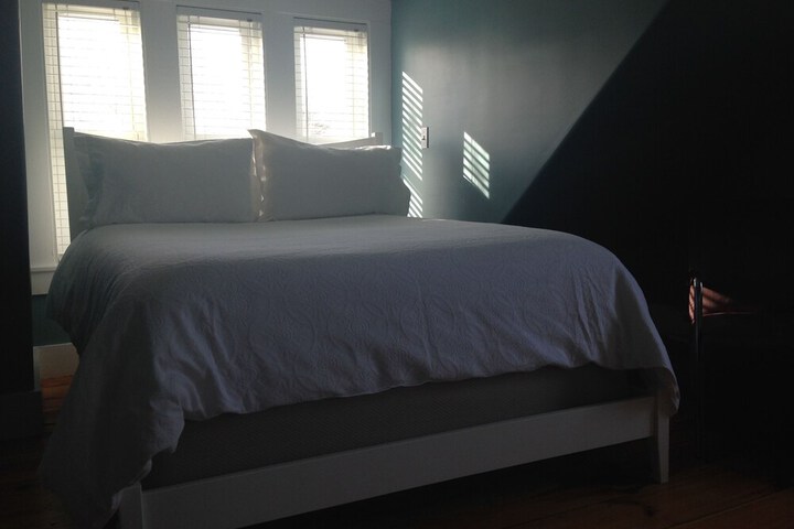 Room 3 of 26