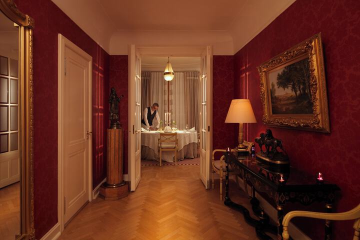 Hotel Interior 6 of 208