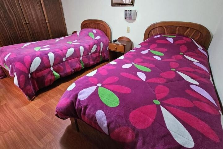 Room 4 of 28