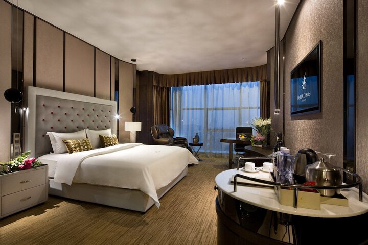 Room 20 of 63