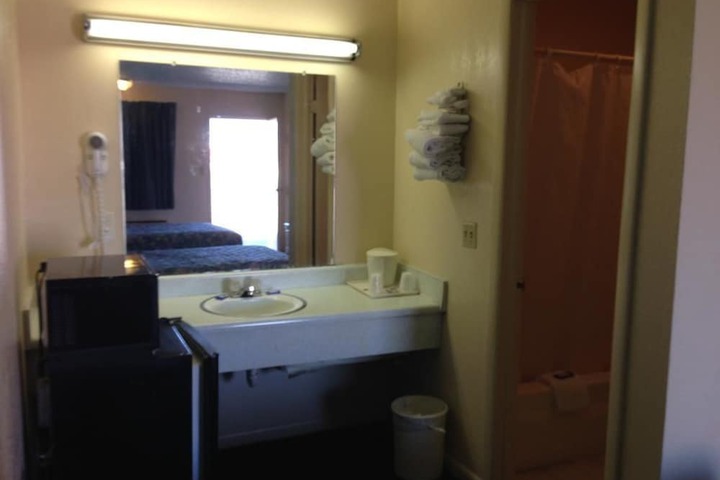 Room 12 of 14
