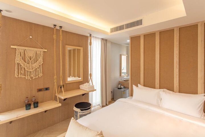 Room 42 of 110