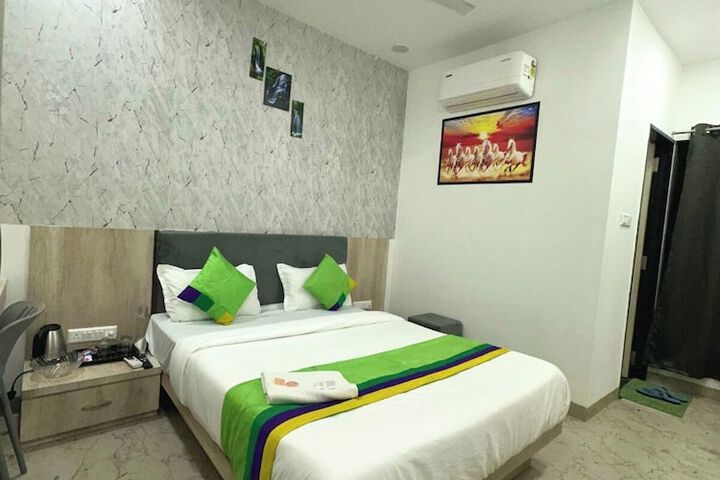 Room 19 of 39