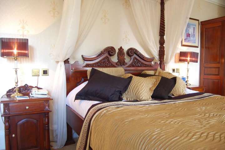 Room 14 of 61