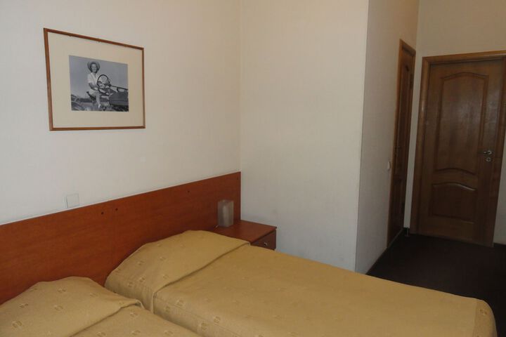 Room 5 of 39