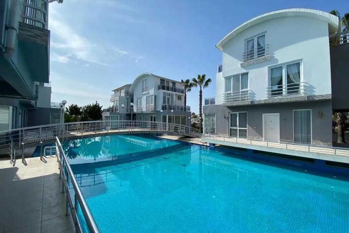 Pool 6 of 11