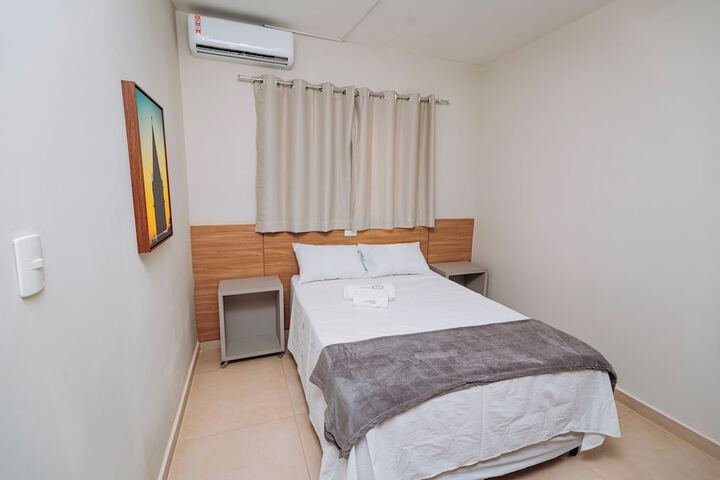 Room 10 of 36