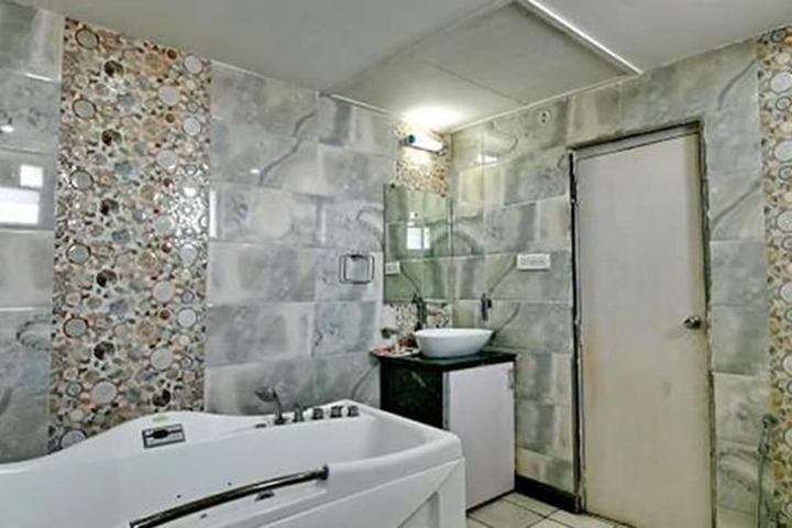 Room 18 of 24