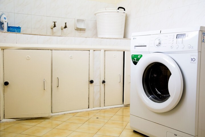 Laundry 38 of 65