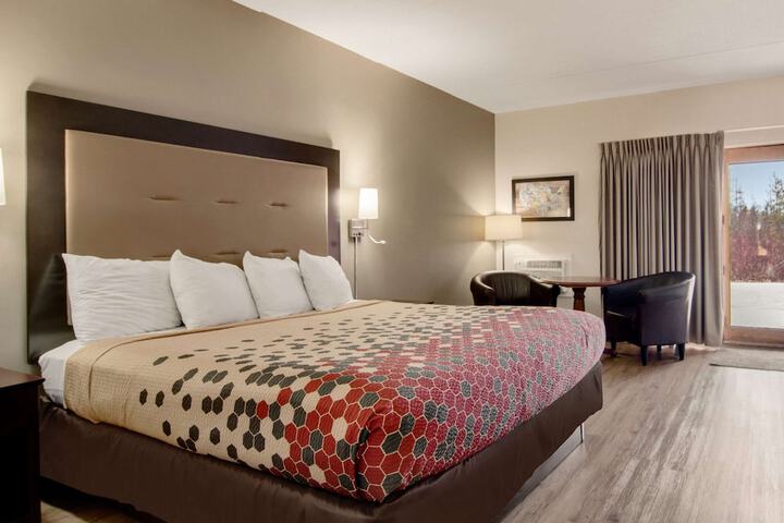 Room 14 of 38