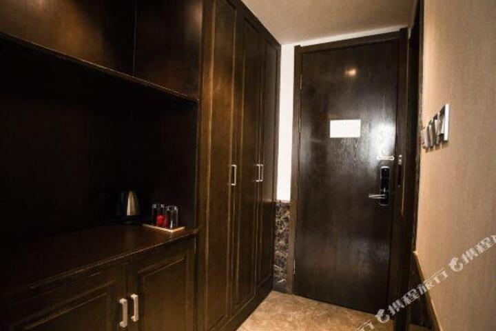 Qingzhu Shengtang Yishe Hotel (Hancheng Central Branch)