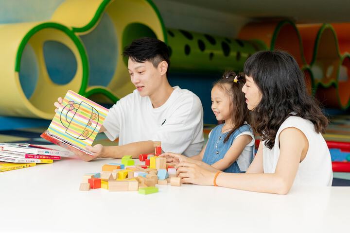 Childrens Activities 76 of 104