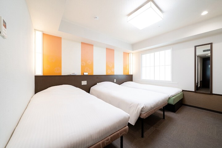 Room 16 of 51