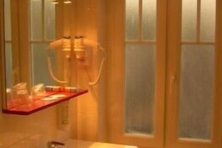Bath Interior