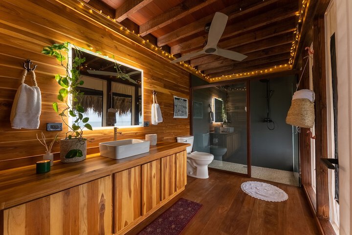 Room 41 of 247